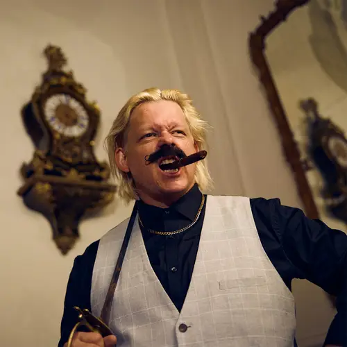 Don't Shake The Snowglobe feat Sixpence image